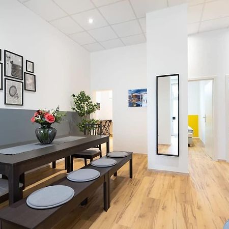 Big Central Apartment Near Rotkreuzplatz With 3 Bedroom For 12 Pax Monaco di Baviera Esterno foto